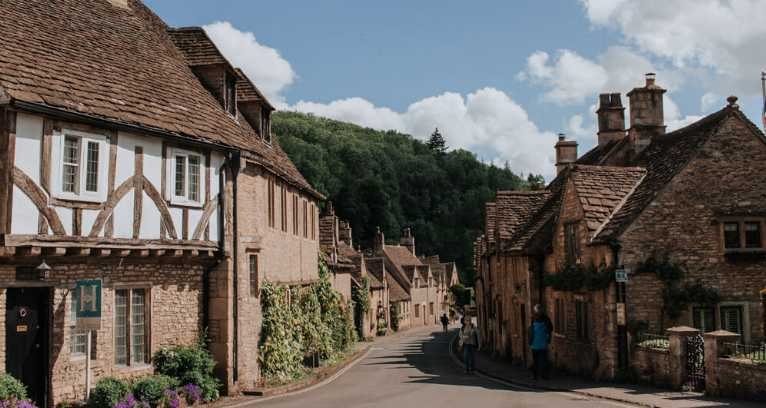 Castle Combe – A Fairytale Frozen in Time