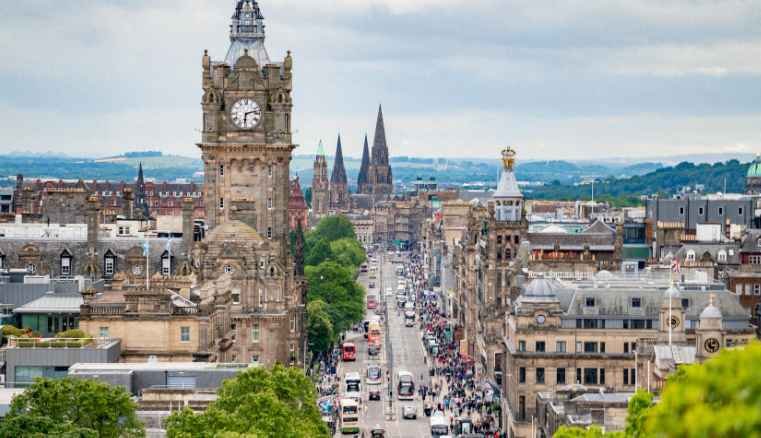 Edinburgh – Scotland’s Cultural Gem