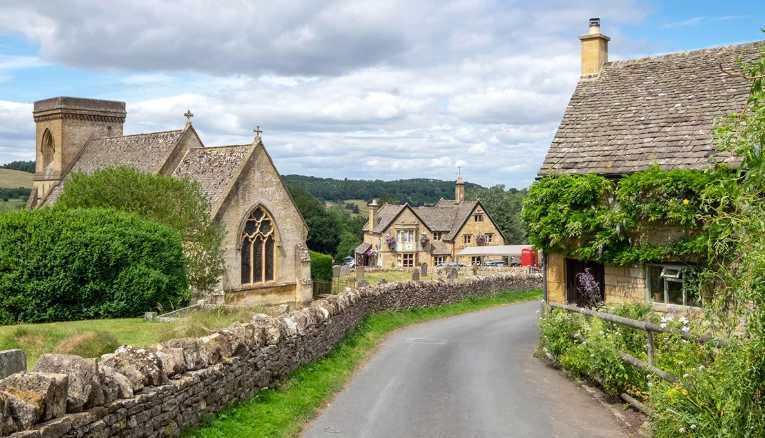 Cotswolds Romantic Road – Classic English Countryside