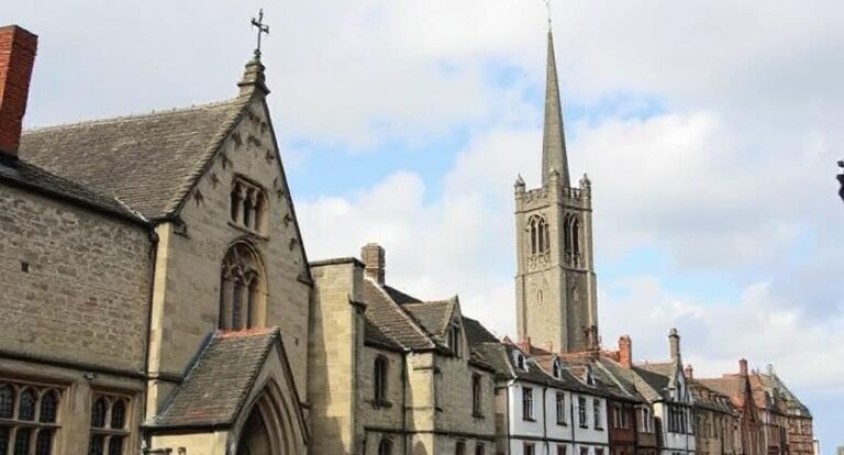 Canterbury – Cathedral Bells & Quaint Celebration