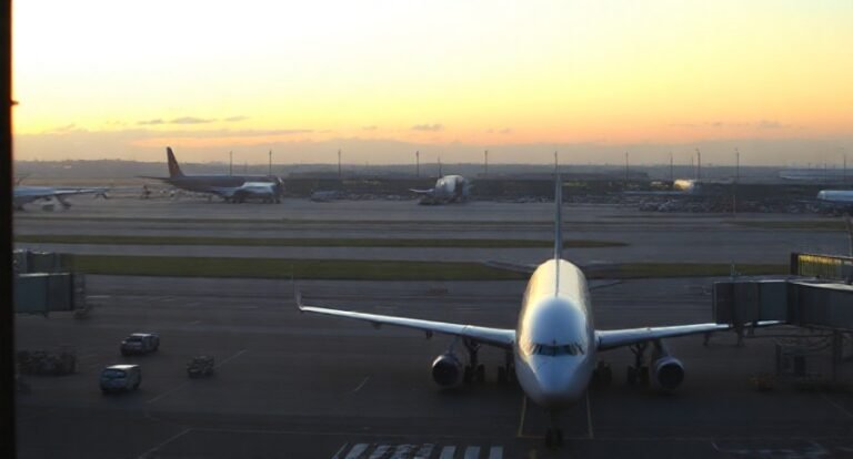 London Gatwick Airport (LGW)
