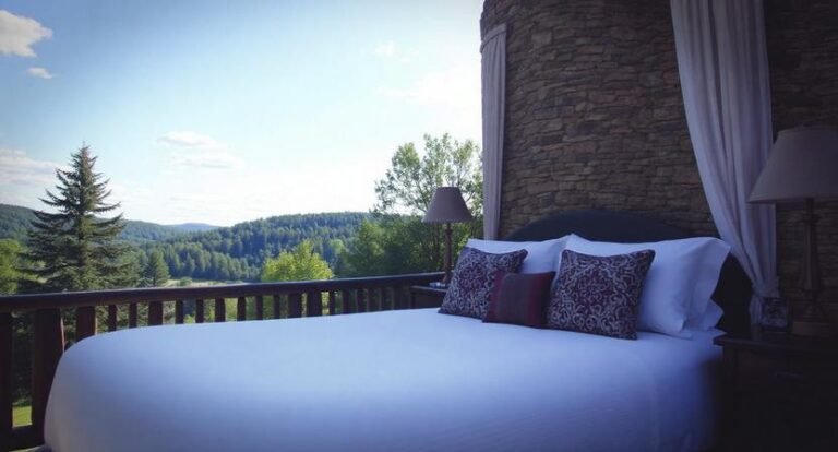 Landoll’s Mohican Castle – Loudonville