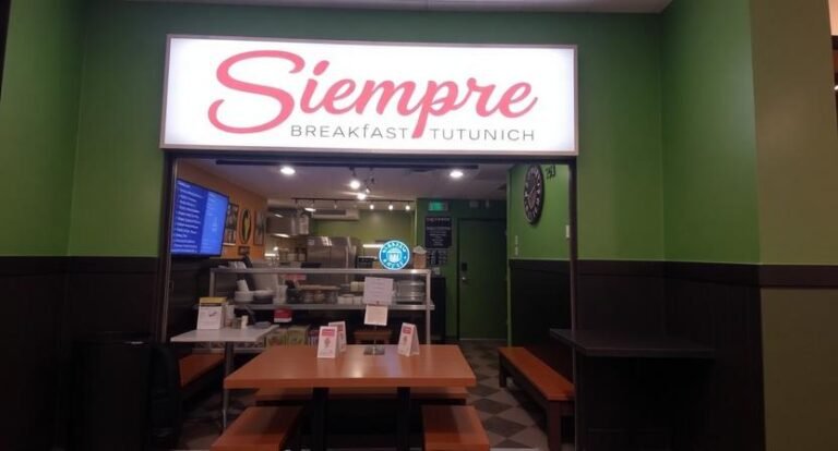 Siempre Breakfast & Lunch (Toronto, Ontario)