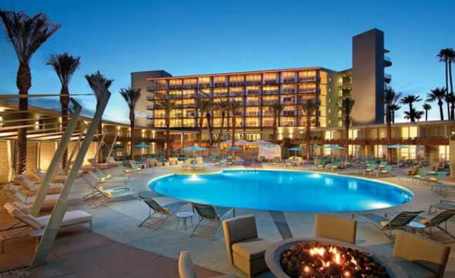 Hotel Valley Ho – Best Retro Boutique Stay