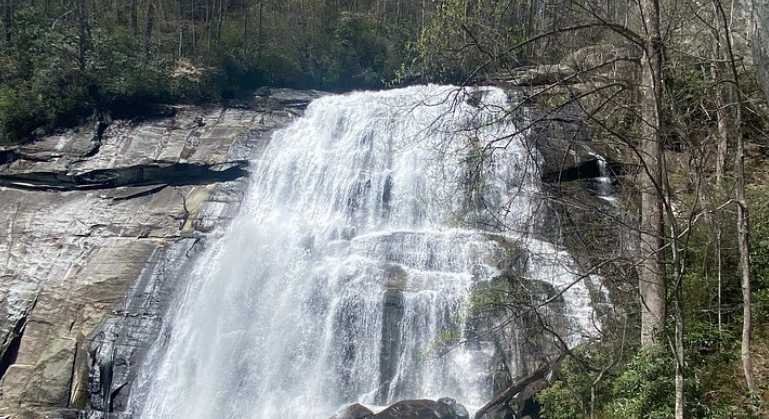 Rainbow Falls Trail – A Bit Tougher, But Beautiful