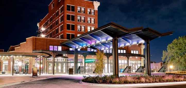 The Central Station Memphis, Curio Collection by Hilton – Historic Hotel with a Musical Twist